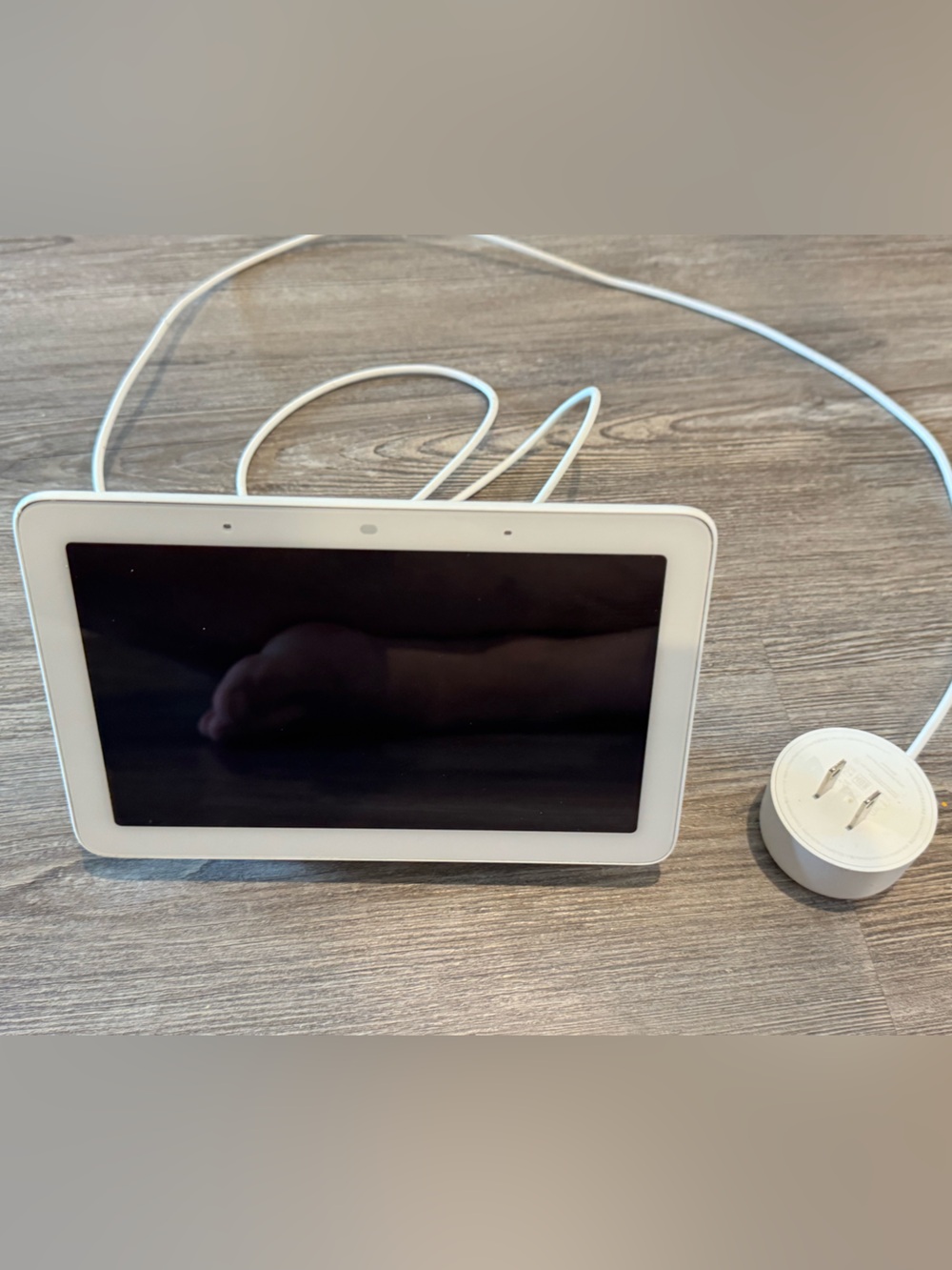 Smart Home Display Tablet in White with Charging Dock